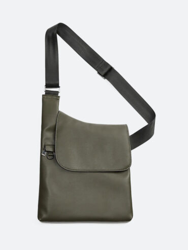 Soft Flap Crossbody